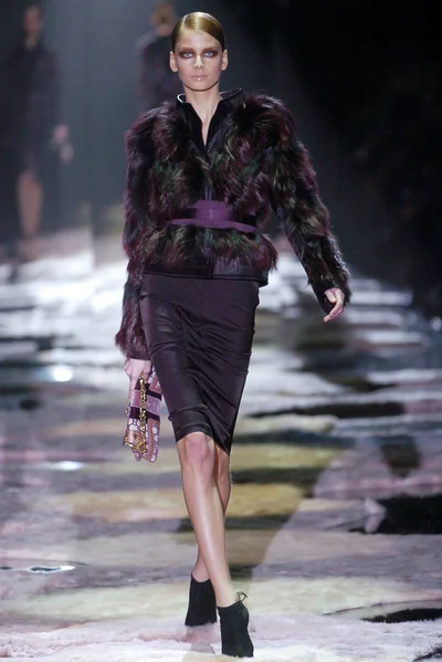Look 2